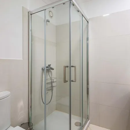 Ferienwohnung Fuer 4 Personen Ca 140 M In Funchal, Madeira Suedkueste Von Madeira * Funchal (Madeira)