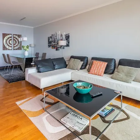 Ferienwohnung Fuer 4 Personen Ca 140 M In Funchal, Madeira Suedkueste Von Madeira Apartment *